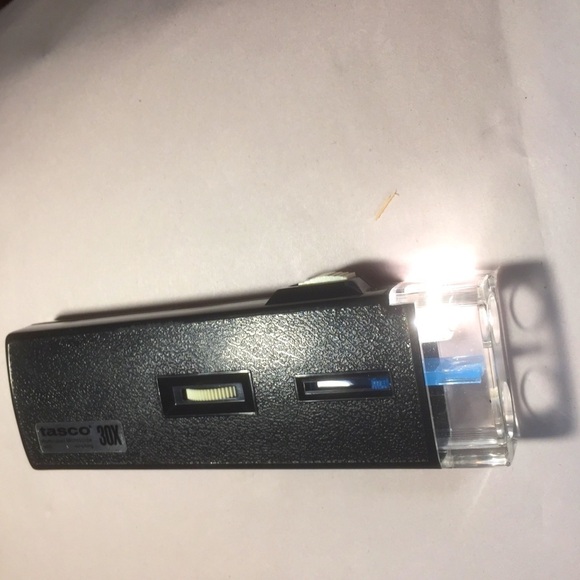 Pocket Microscope Tasco 30x illuminated Model 9700 - Picture 6 of 12